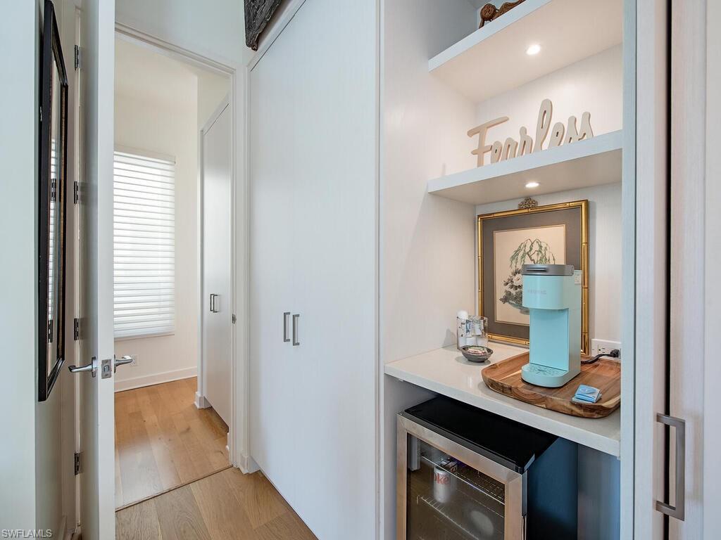 MOORINGS - Residential