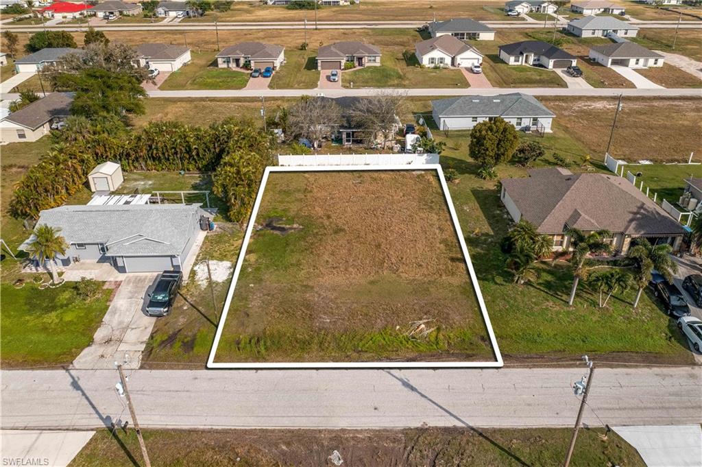 CAPE CORAL - Land