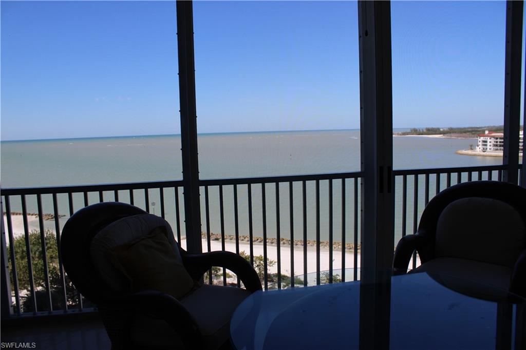 ROYAL MARCO POINT - Residential