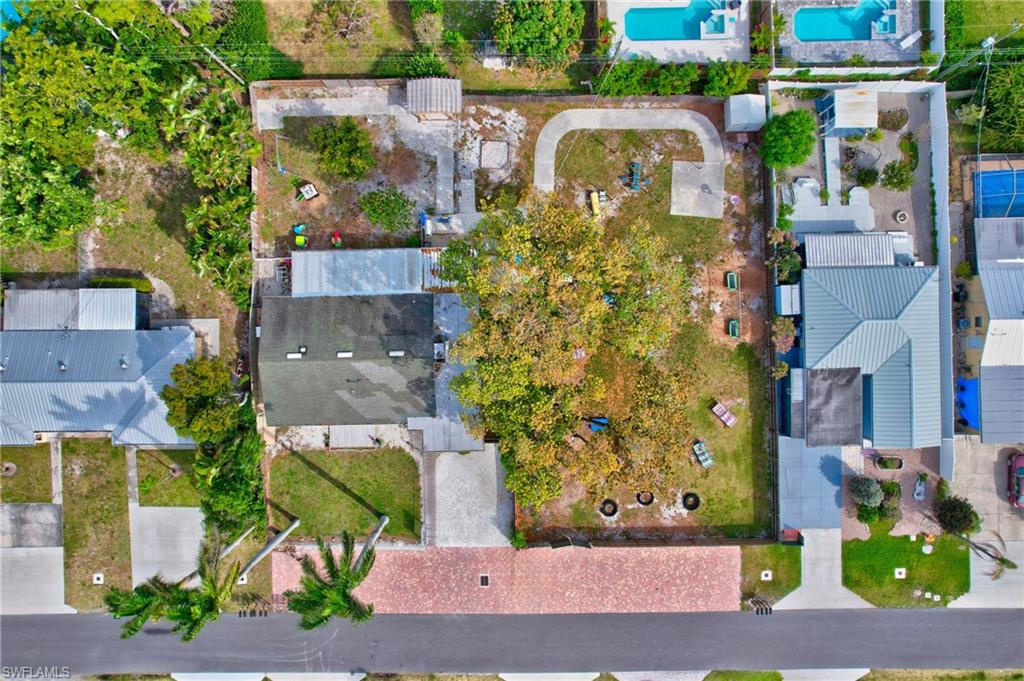 727 & 731 108th AVE N