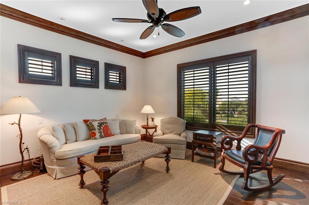 LAGUNA SHORES - Residential