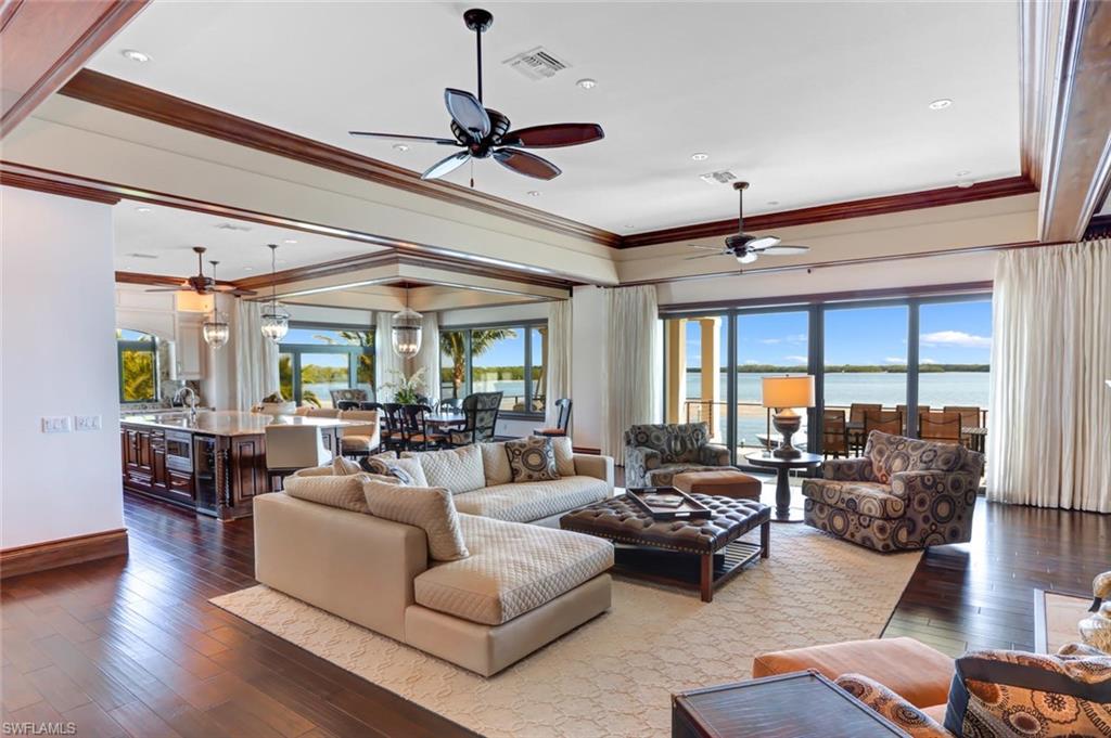 LAGUNA SHORES - Residential