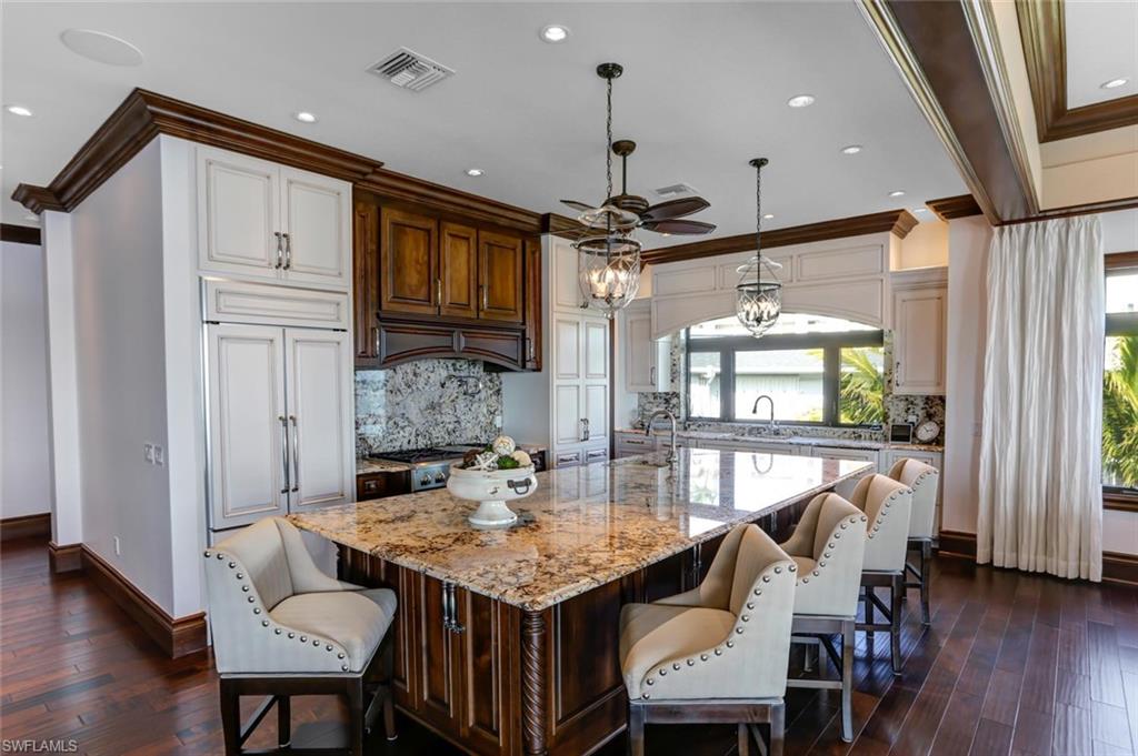 LAGUNA SHORES - Residential