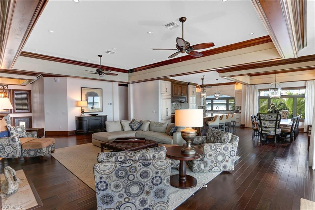 LAGUNA SHORES - Residential