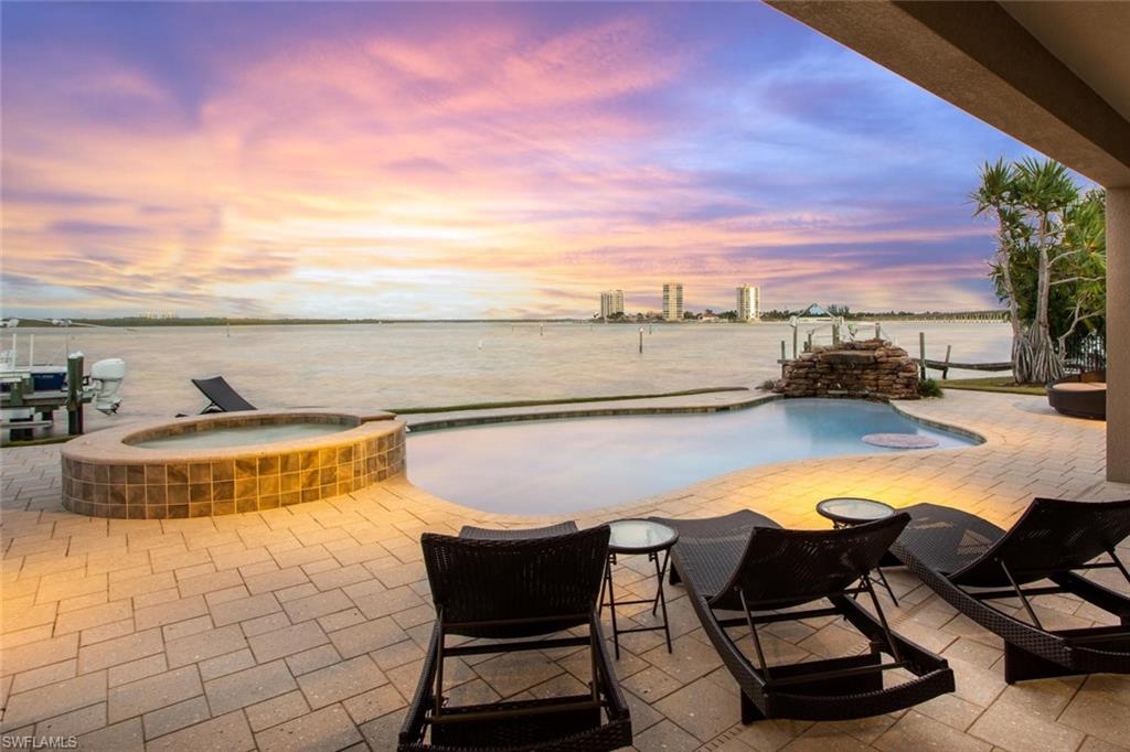 LAGUNA SHORES - Residential