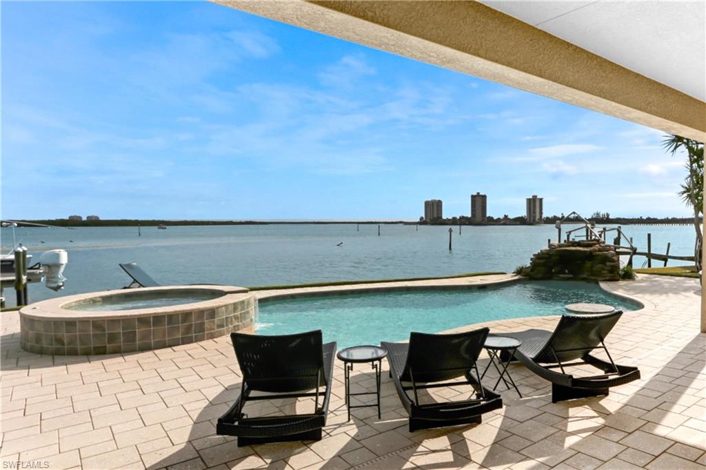 LAGUNA SHORES - Residential
