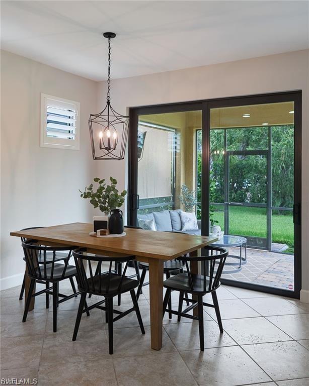 CAMDEN SQUARE - Residential