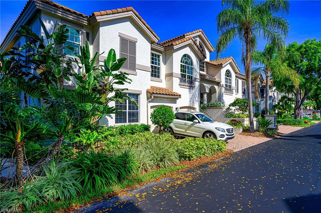 COLONADE - Residential