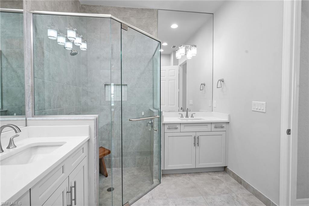 MARINA BAY - Residential