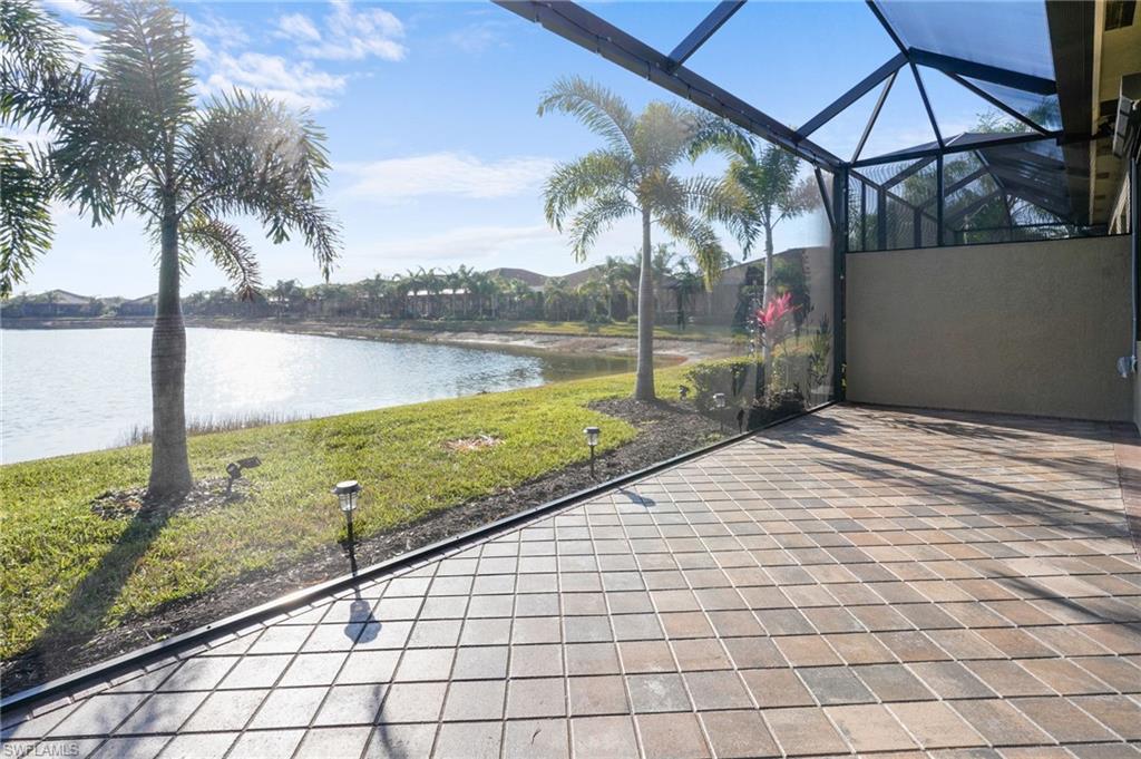 MARINA BAY - Residential