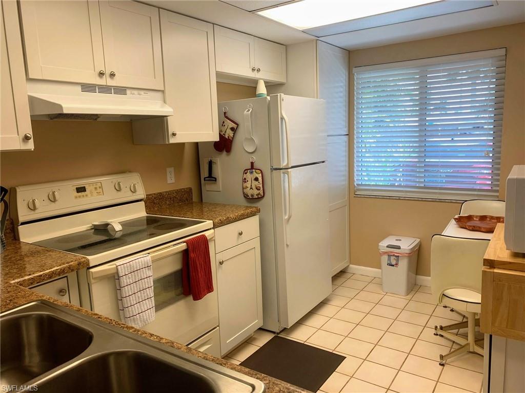 PELICAN EAST CONDO - Residential
