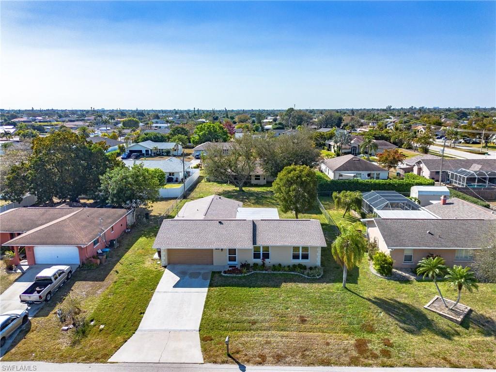 CAPE CORAL - Residential