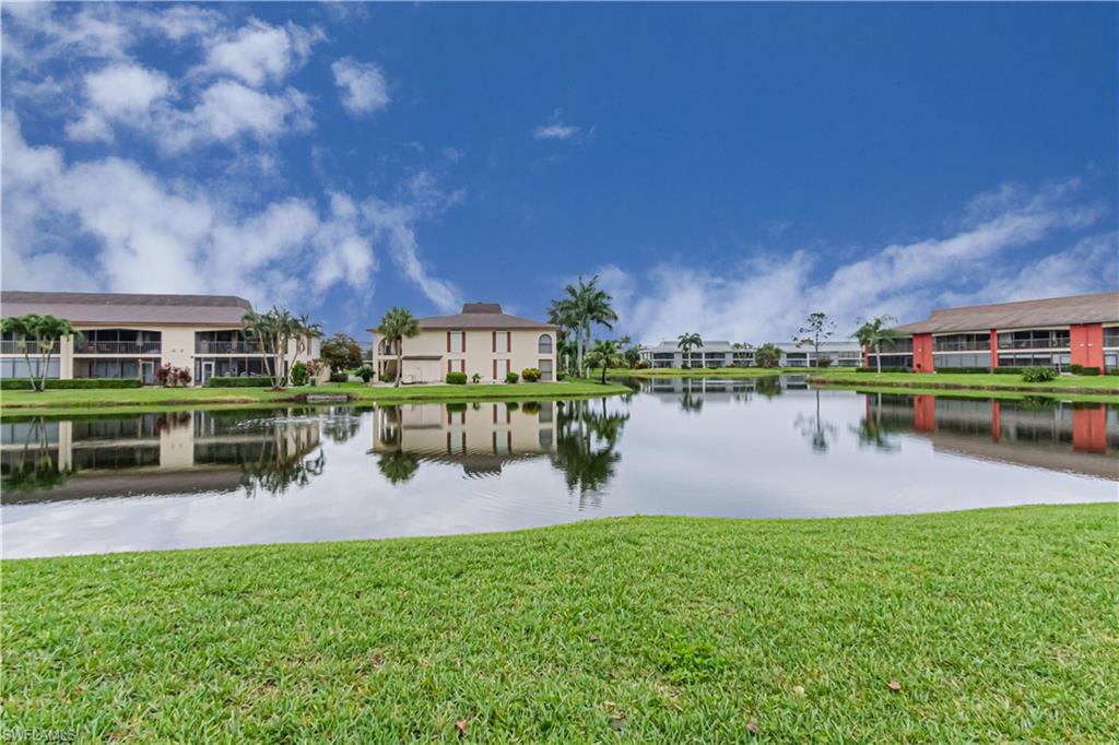 FOUNTAINS V - Residential