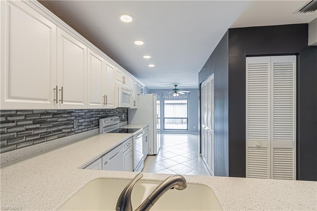 FOUNTAINS V - Residential