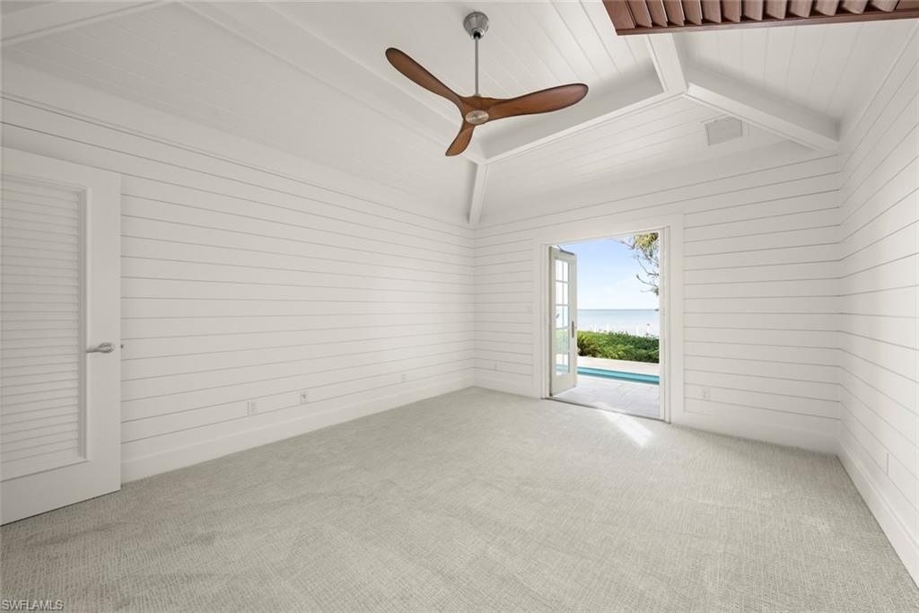 DICKEYS JOHN R SUBD - Residential