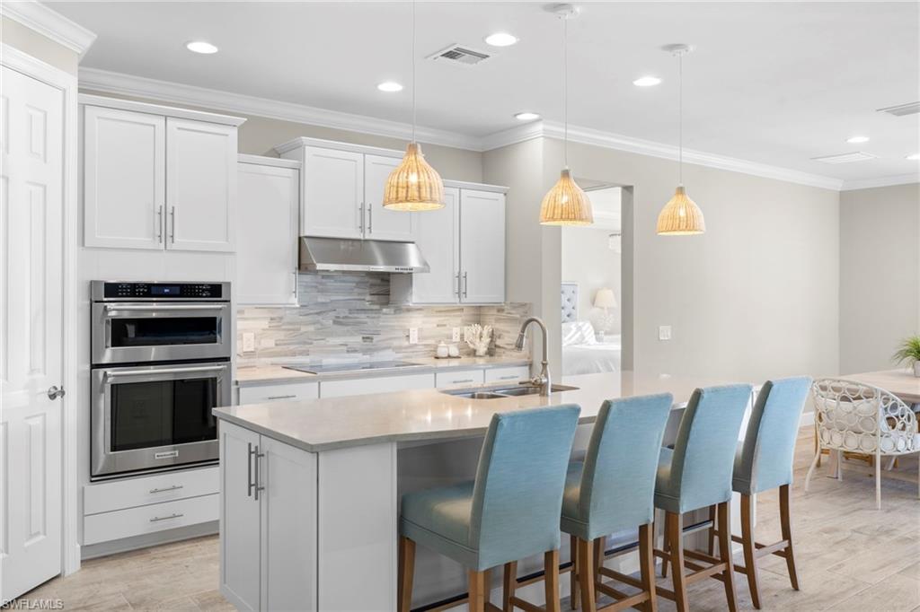 CORKSCREW SHORES - Residential