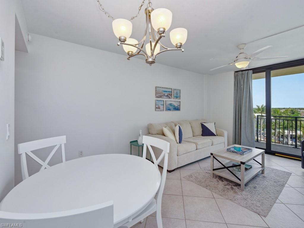 TRADEWINDS APTS OF MARCO ISLAND - Residential