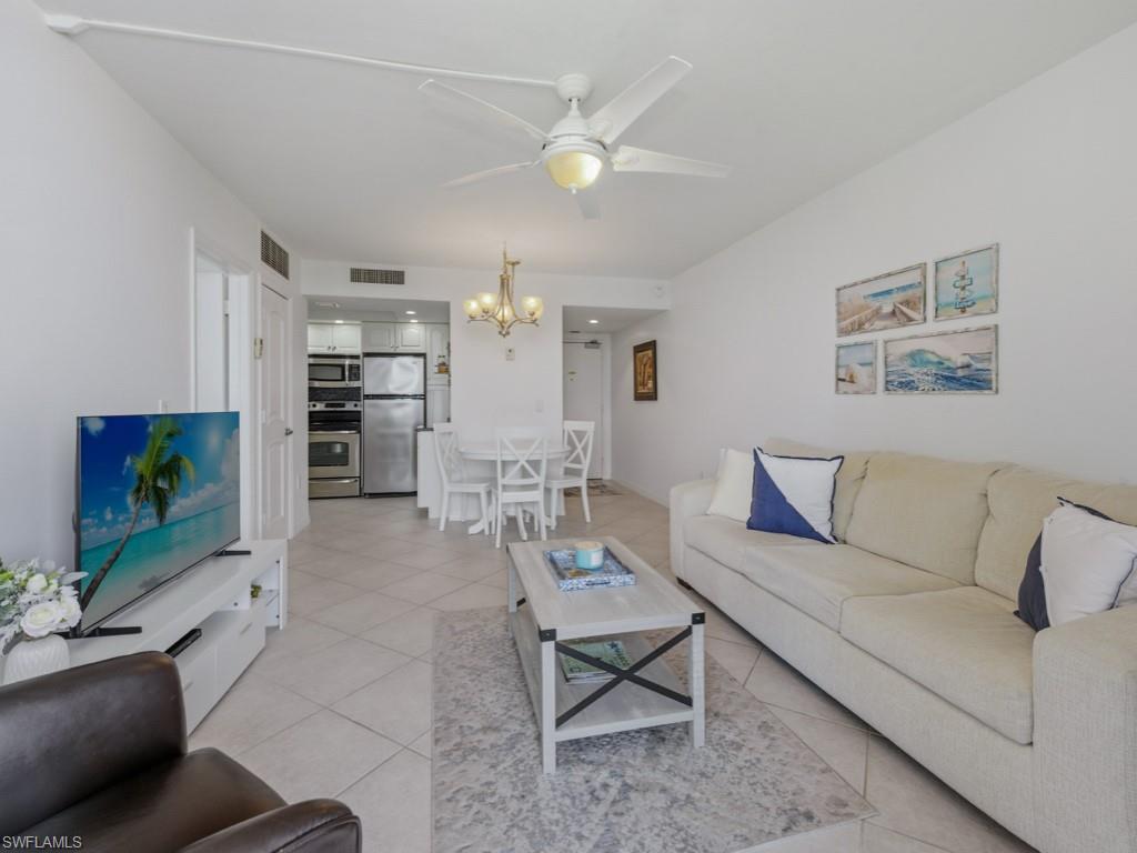 TRADEWINDS APTS OF MARCO ISLAND - Residential