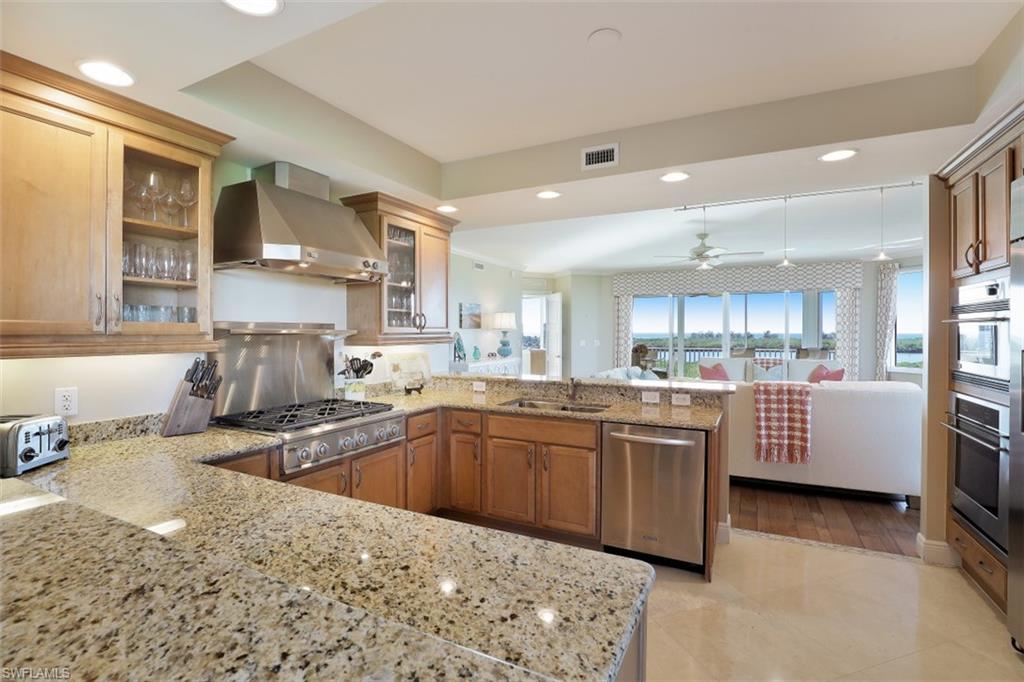 GRANDE GENEVA - Residential