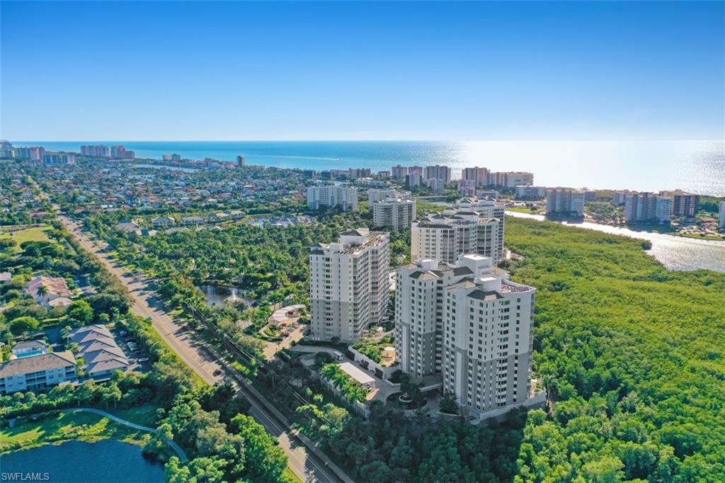 GRANDE GENEVA - Residential