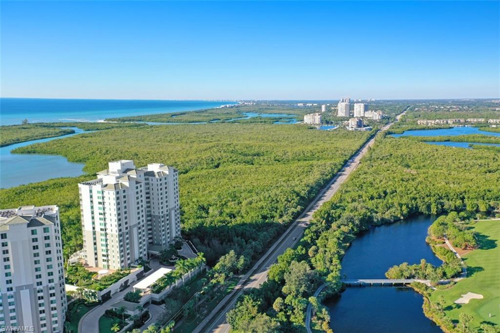 GRANDE GENEVA - Residential