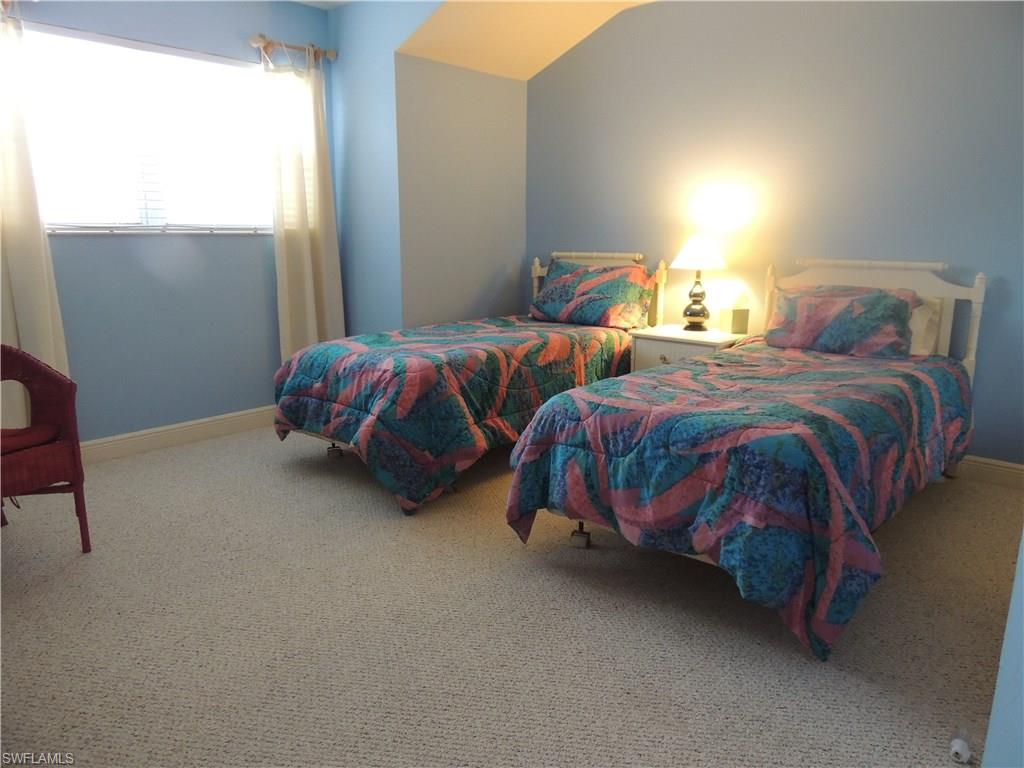 HARBOUR ISLE YACHT AND RACQUET CLUB CONDO - Residential