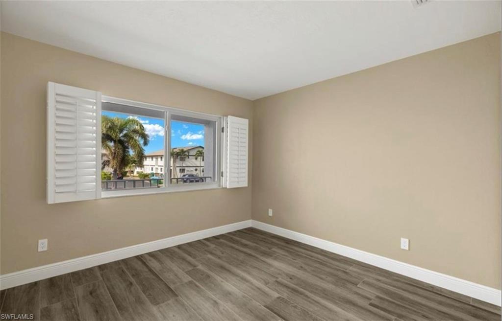 GONDOLIER CONDO - Residential