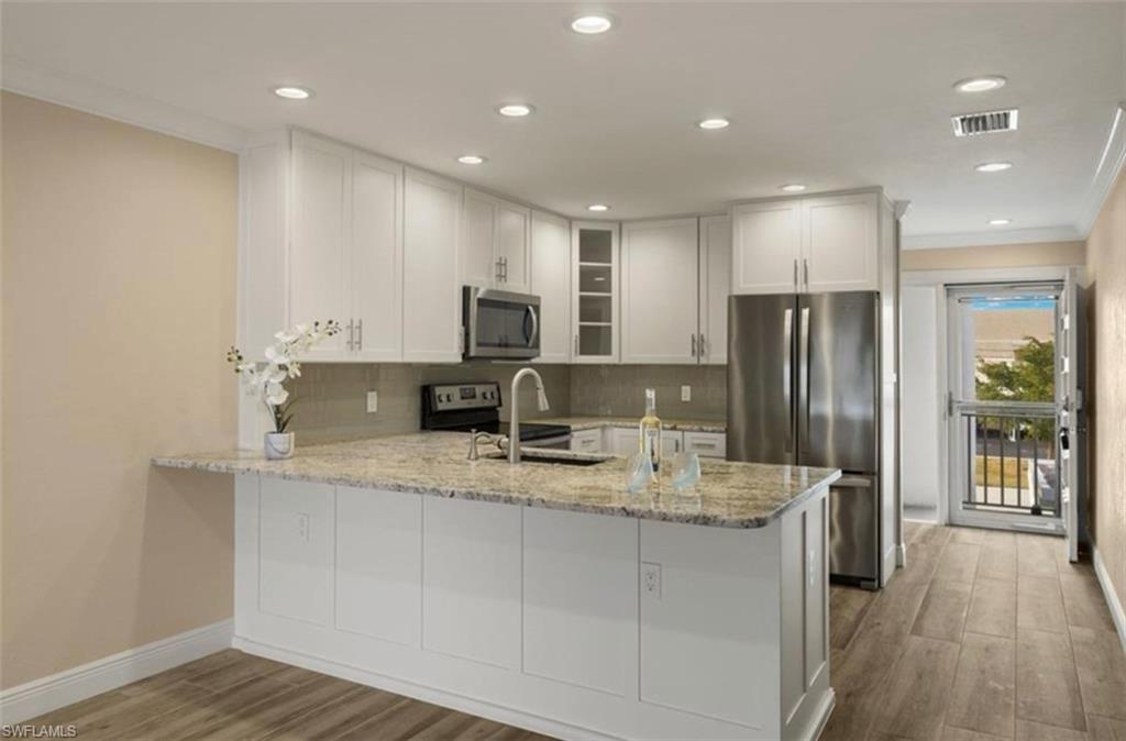 GONDOLIER CONDO - Residential