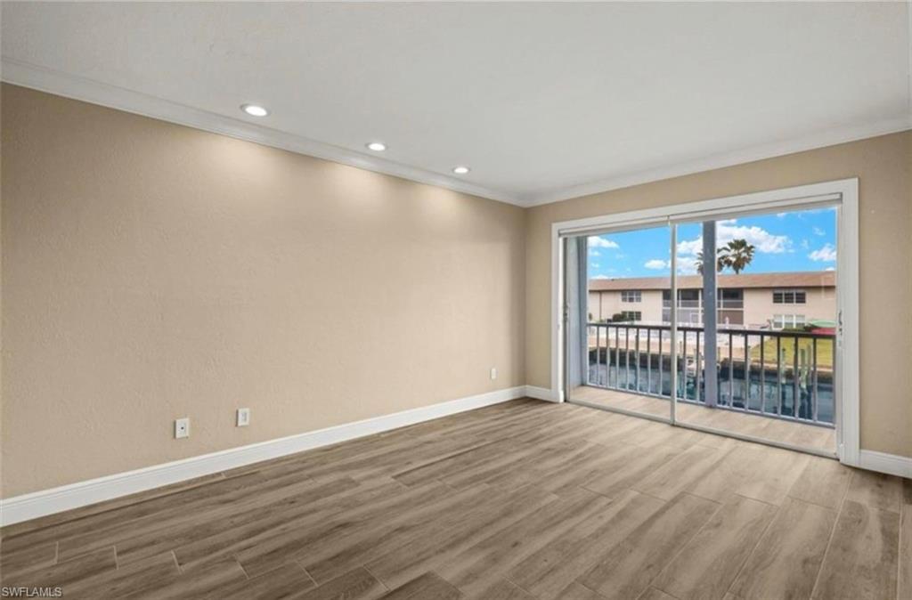 GONDOLIER CONDO - Residential