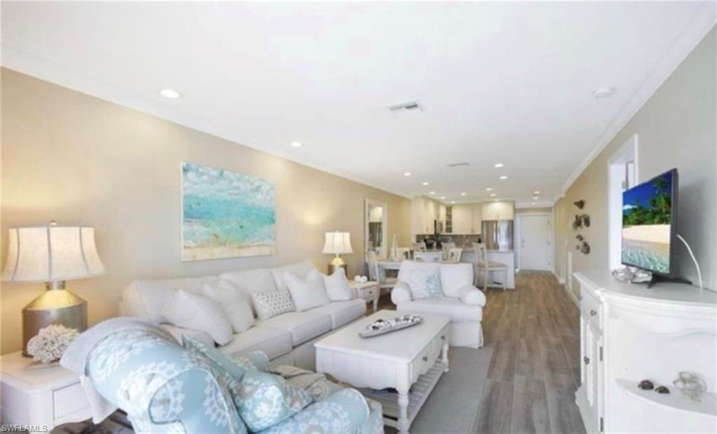 GONDOLIER CONDO - Residential