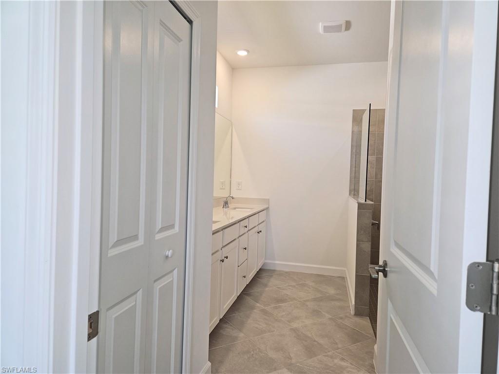 IBIS LANDING - Residential Lease