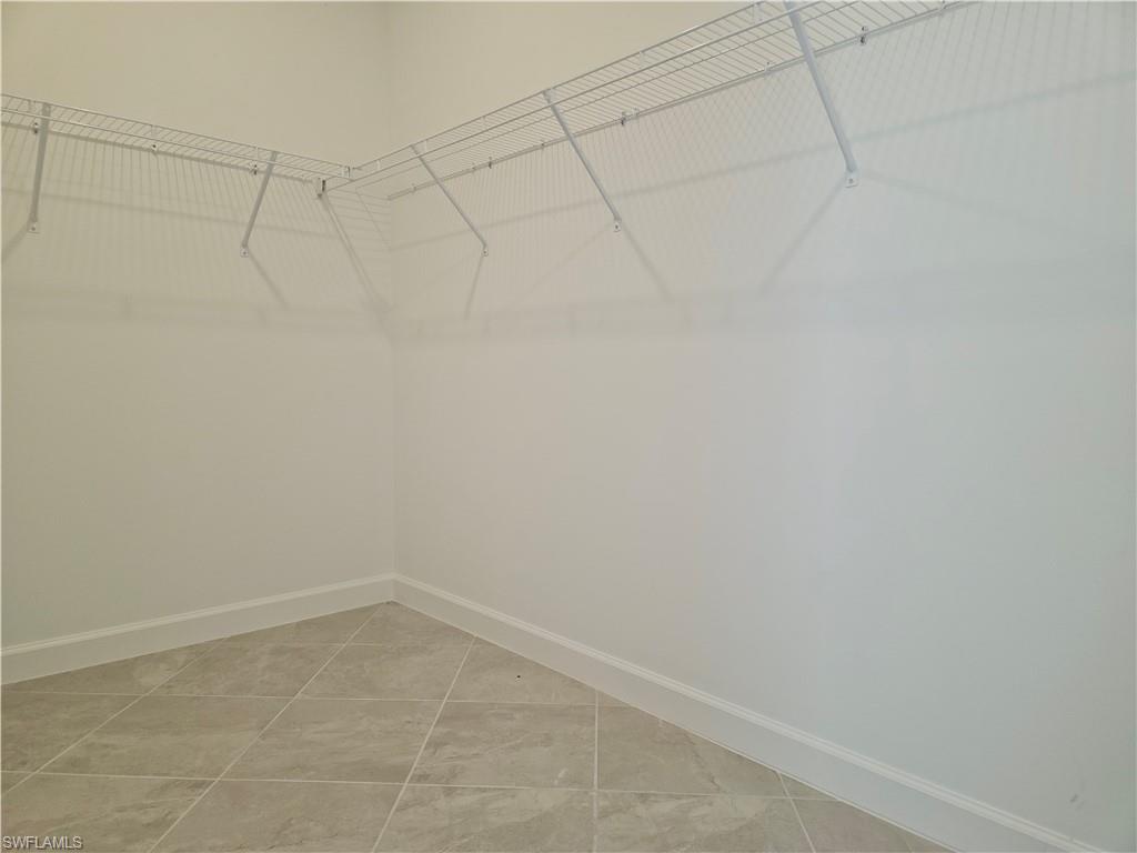 IBIS LANDING - Residential Lease