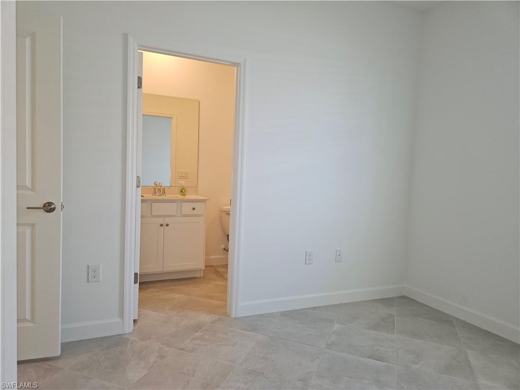 IBIS LANDING - Residential Lease