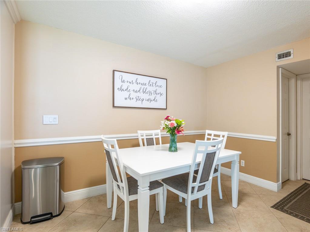 PARKWOODS TOWNHOUSE COMMUNITY - Residential