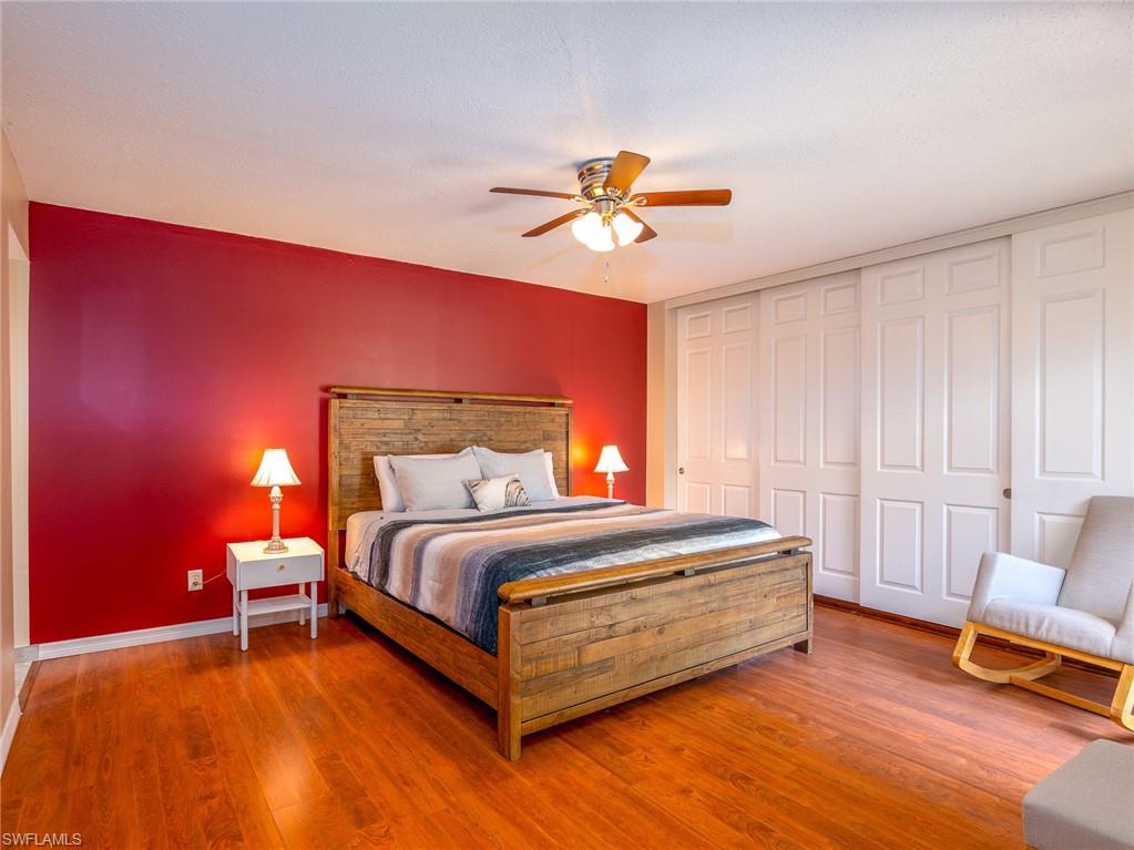 PARKWOODS TOWNHOUSE COMMUNITY - Residential