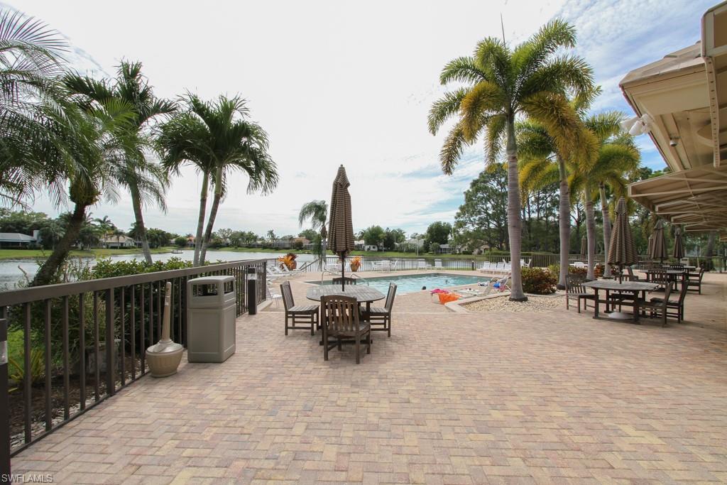 LONGSHORE LAKE - Residential