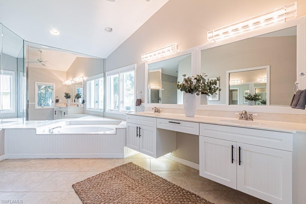 LONGSHORE LAKE - Residential