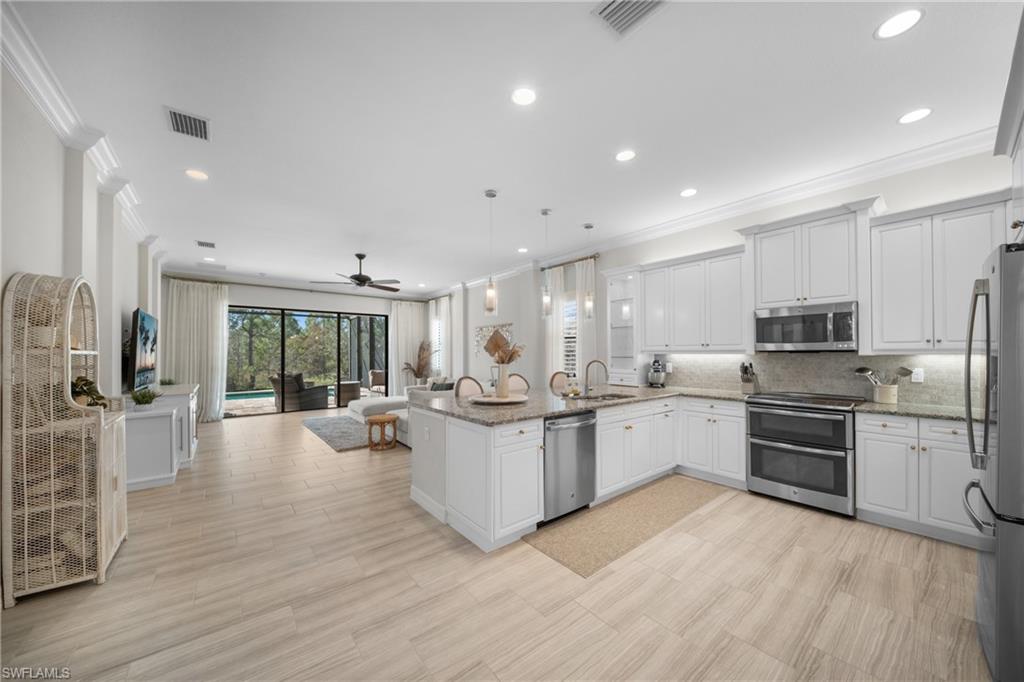 RIVERSTONE - Residential