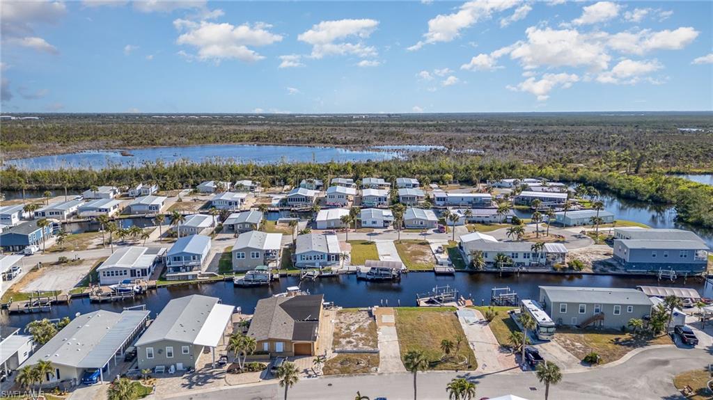 BAYSIDE ESTATES - Land