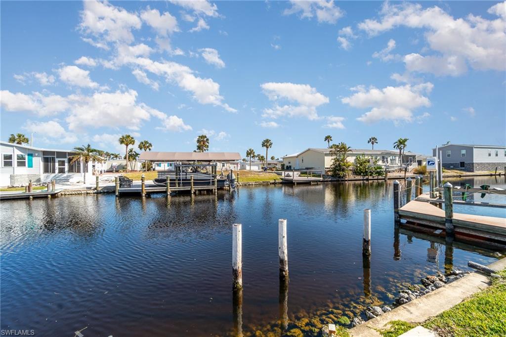 BAYSIDE ESTATES - Land