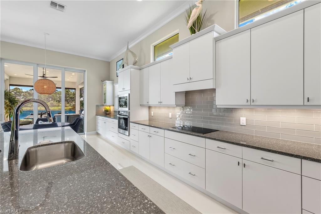 ISLES OF COLLIER PRESERVE - Residential