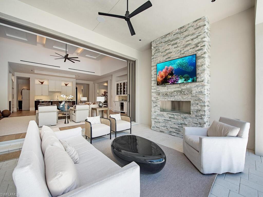 CAMINETTO AT MEDITERRA - Residential