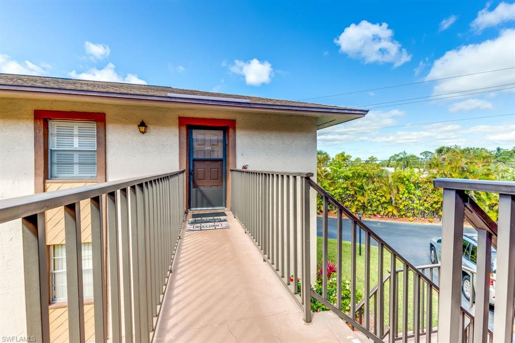 DAVIS WOODS CONDOMINIUM - Residential