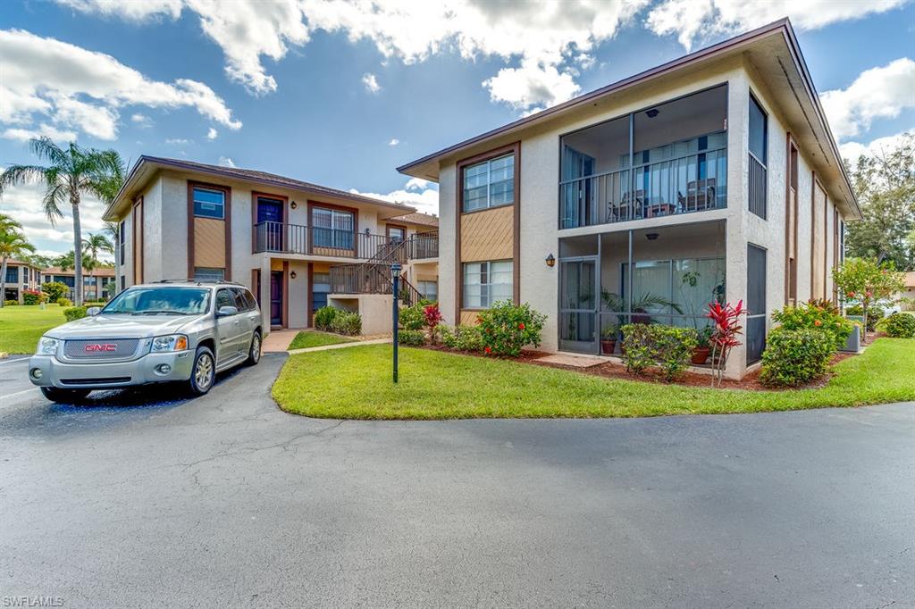 DAVIS WOODS CONDOMINIUM - Residential