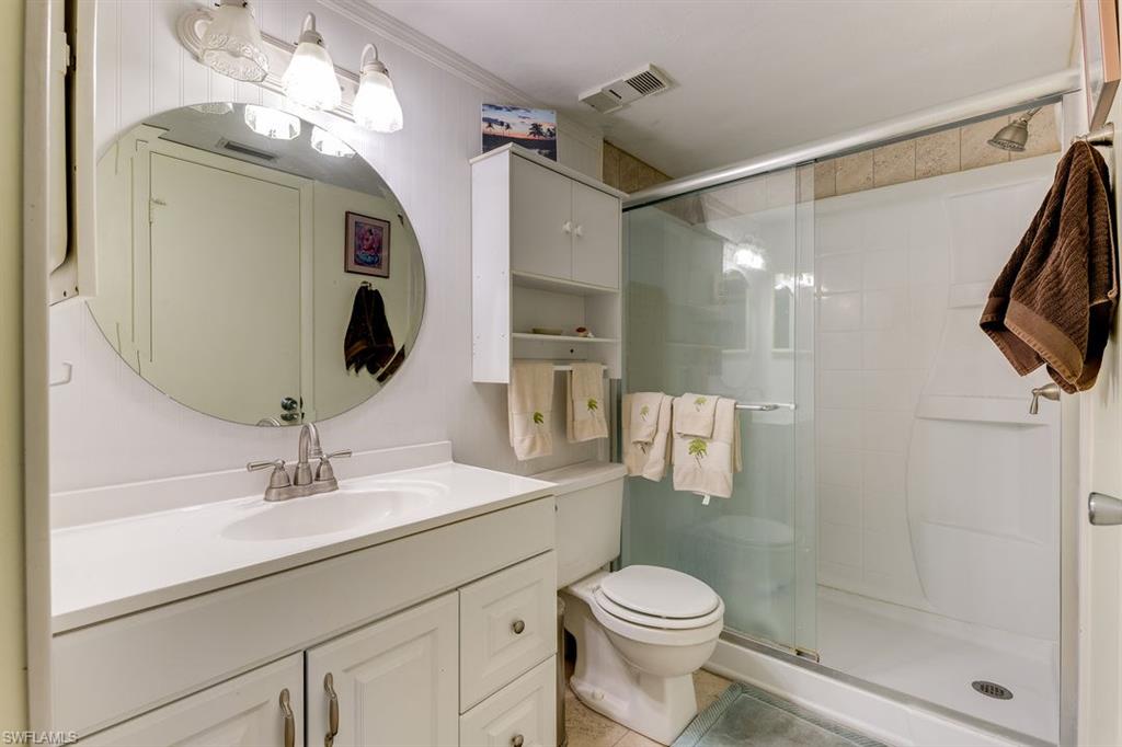 DAVIS WOODS CONDOMINIUM - Residential