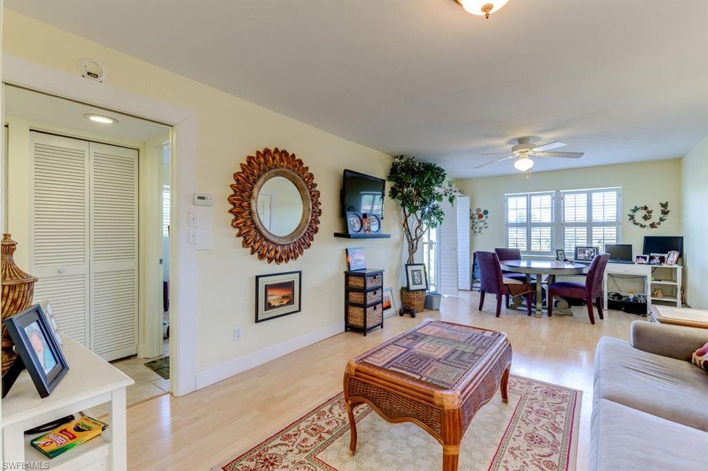 DAVIS WOODS CONDOMINIUM - Residential