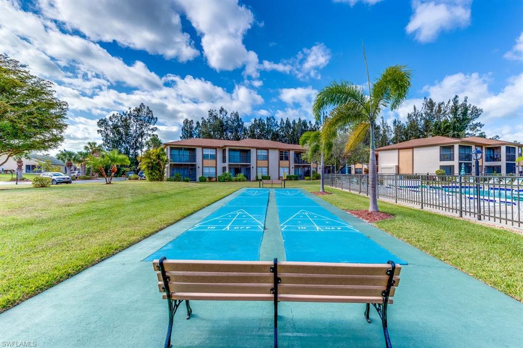 DAVIS WOODS CONDOMINIUM - Residential