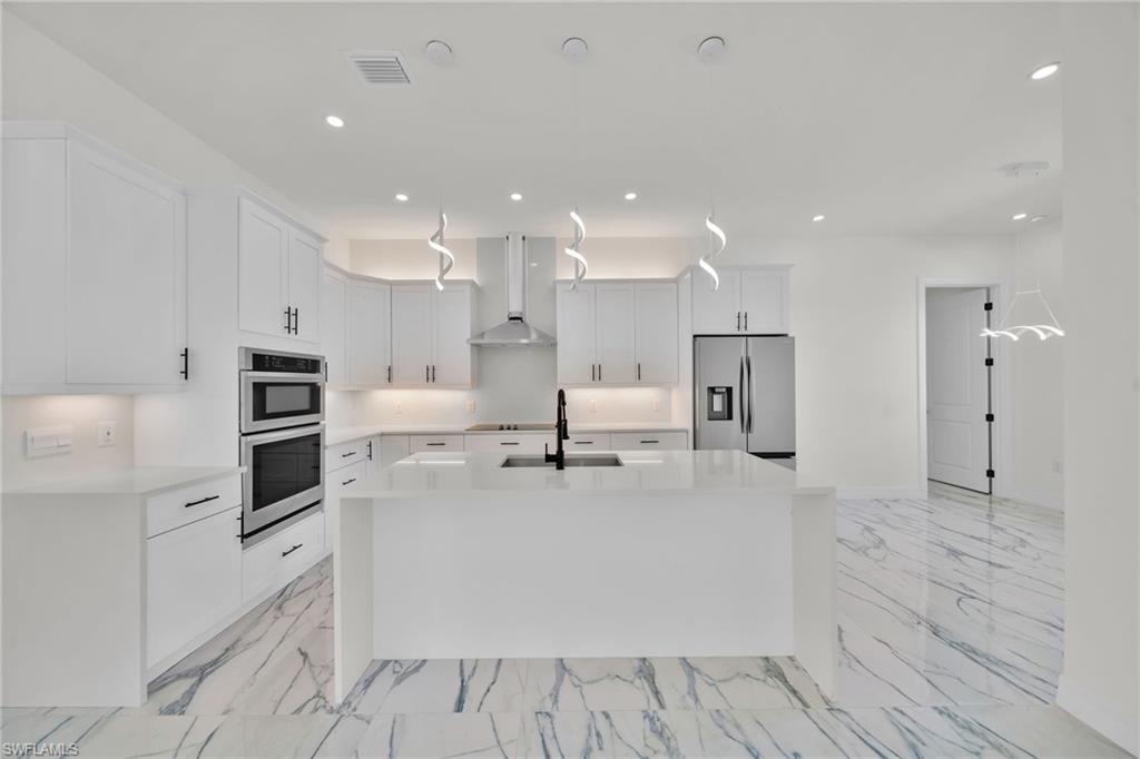 CAPE CORAL - Residential Lease