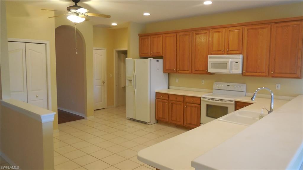 SILVERLAKES - Residential