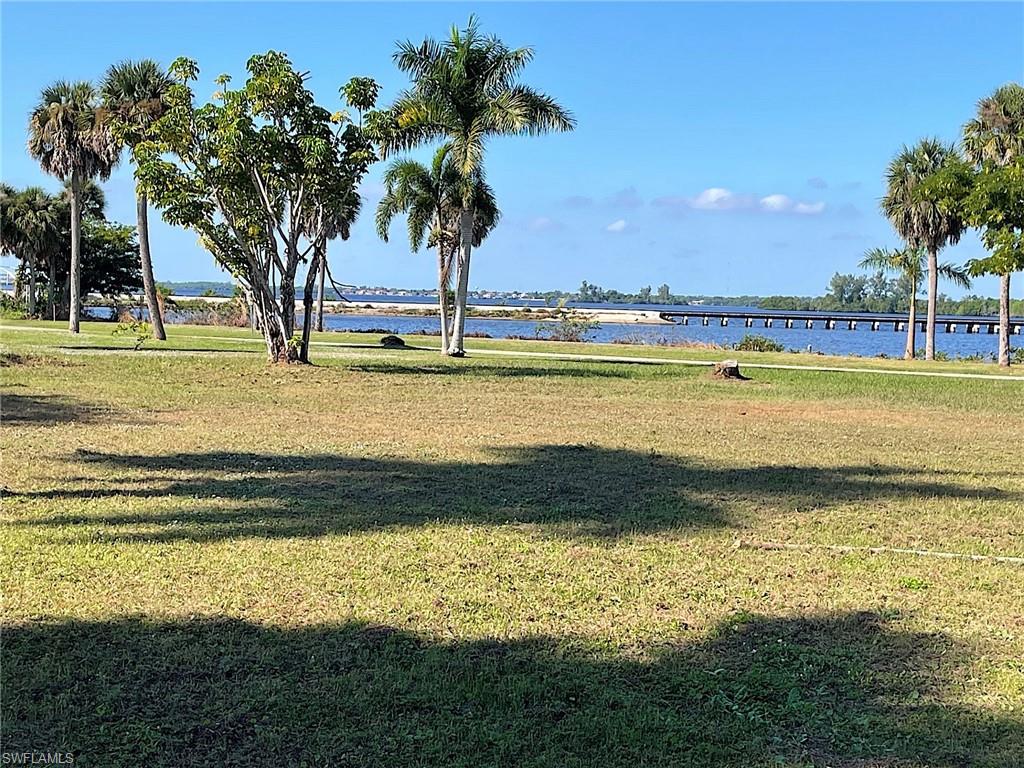 RUSSELL PARK - Residential